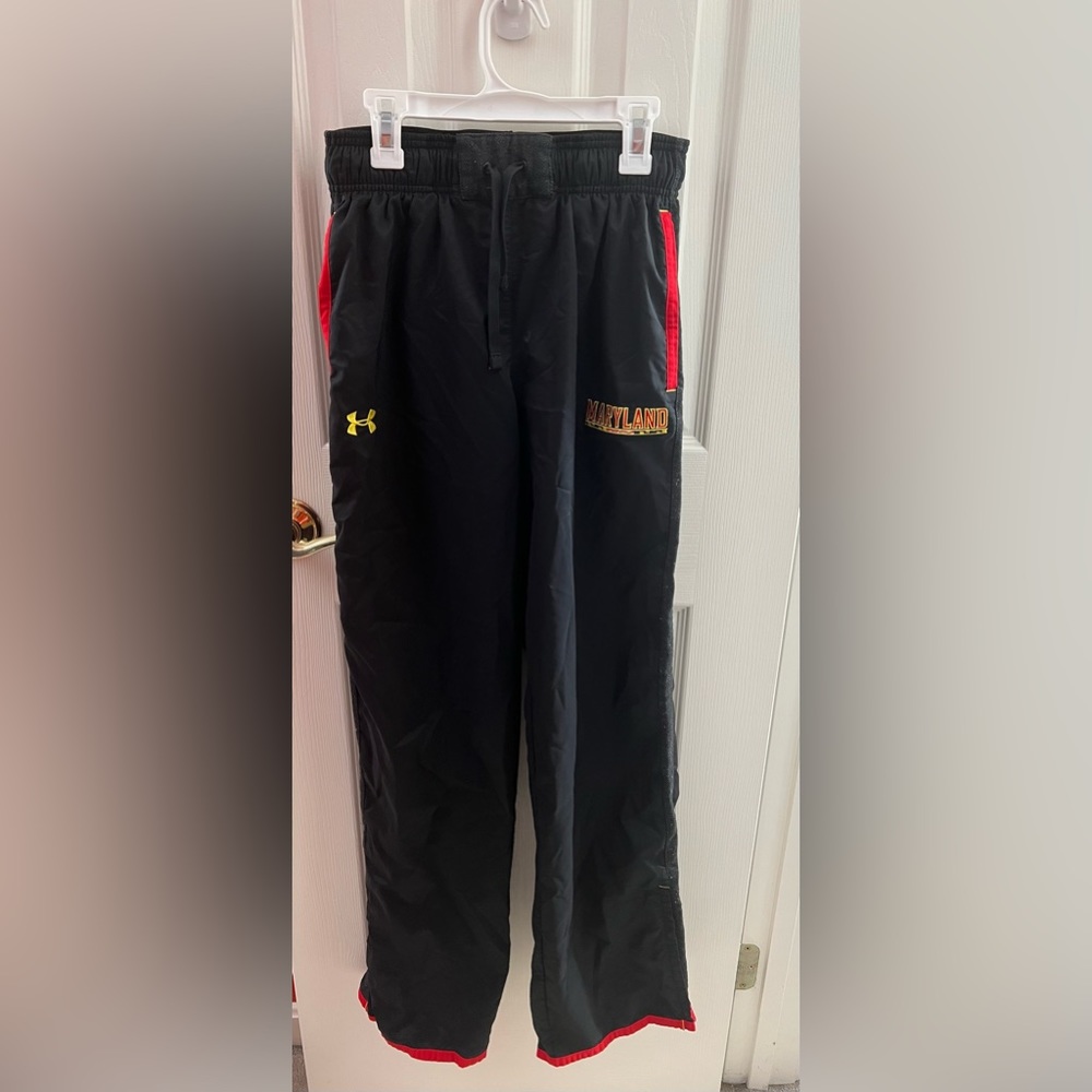 Under Armour Maryland brand women’s active pants
